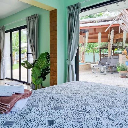 Tina'S Living Paradise - Guesthouses With Private Pool Ban Phe Ngoại thất bức ảnh