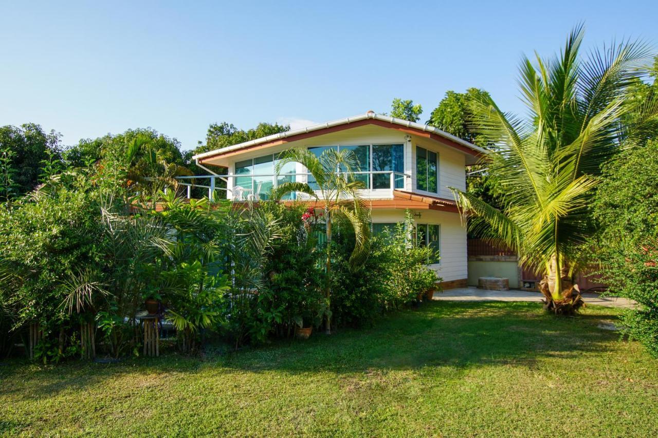 Tina'S Living Paradise - Guesthouses With Private Pool Ban Phe Ngoại thất bức ảnh